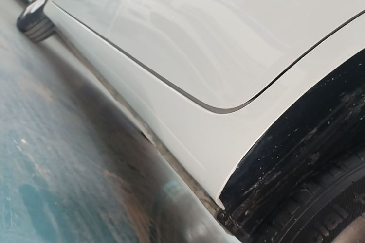 Used Wuling Hongguang MINIEV 2025 Four-Door Version Advanced Edition Left Side Sill