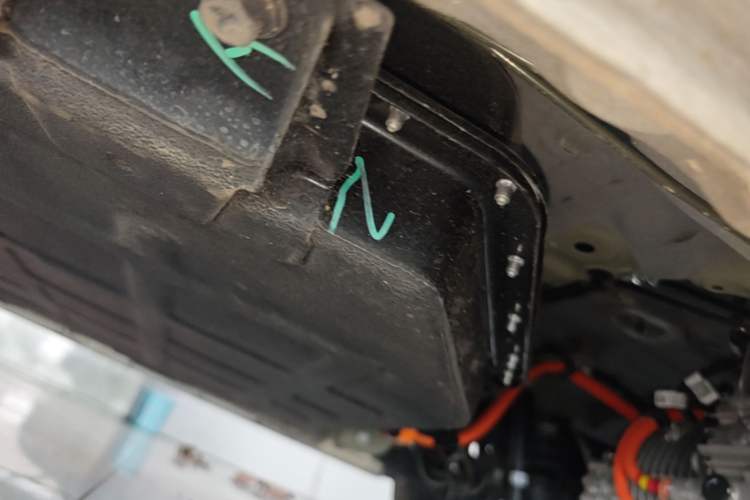 Used Wuling Hongguang MINIEV 2025 Four-Door Version Advanced Edition Left Side Sill