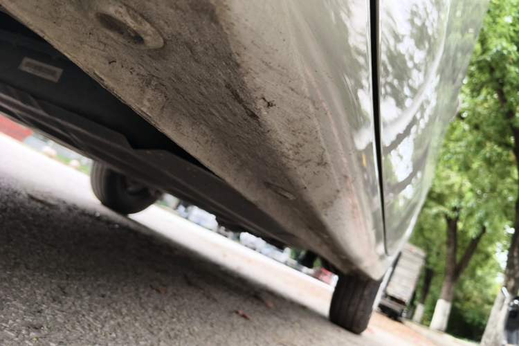 Used Wuling Hongguang MINIEV 2025 Four-Door Version Advanced Edition Left Side Sill