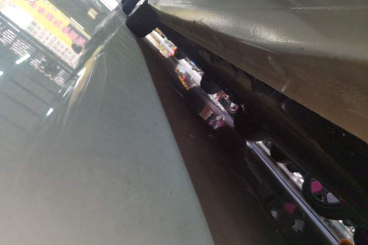 Used Wuling Hongguang MINIEV 2025 Four-Door Version Advanced Edition Left Side Sill