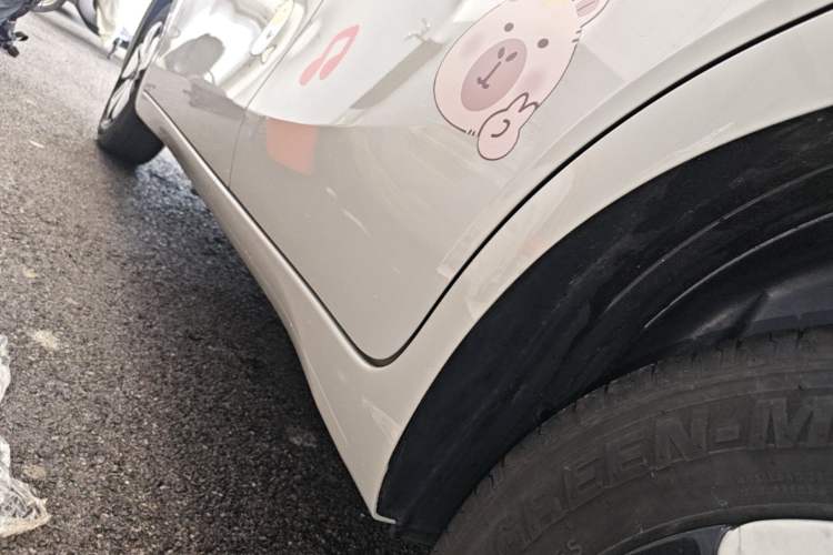 Used Wuling Hongguang MINIEV 2025 Four-Door Version Advanced Edition Left Side Sill