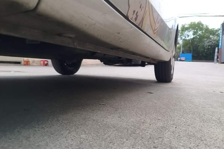 Used Wuling Hongguang MINIEV 2025 Four-Door Version Advanced Edition Left Side Sill
