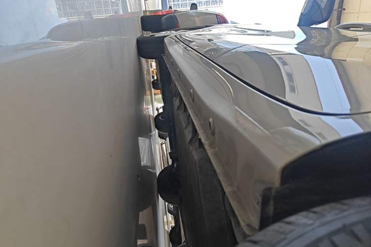 Used Wuling Hongguang MINIEV 2025 Four-Door Version Zhenxiang+ Edition Left Side Sill