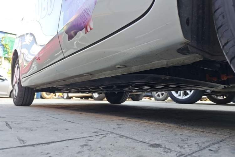 Used Wuling Hongguang MINIEV 2025 Four-Door Version Advanced Edition Left Side Sill