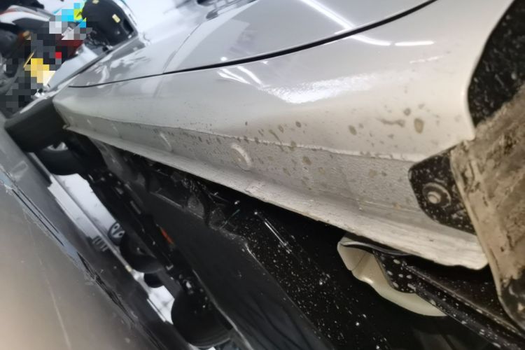 Used Wuling Hongguang MINIEV 2025 Four-Door Version Advanced Edition Left Side Sill