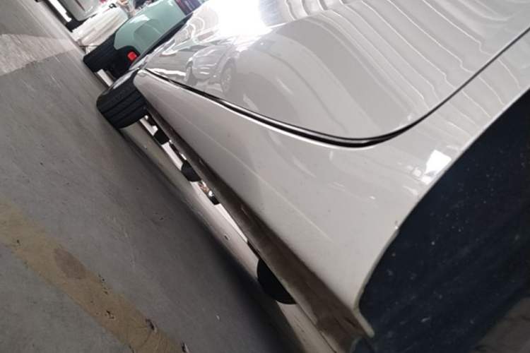 Used Wuling Hongguang MINIEV 2025 Four-Door Version Advanced Edition Left Side Sill