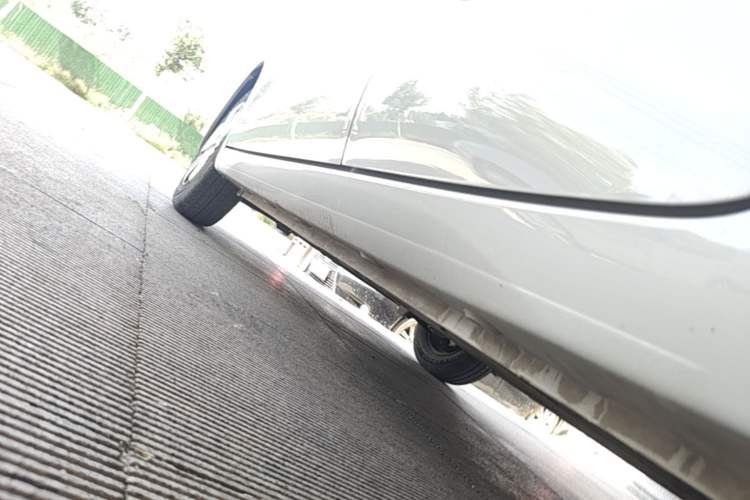 Used Wuling Hongguang MINIEV 2025 Four-Door Version Advanced Edition Left Side Sill