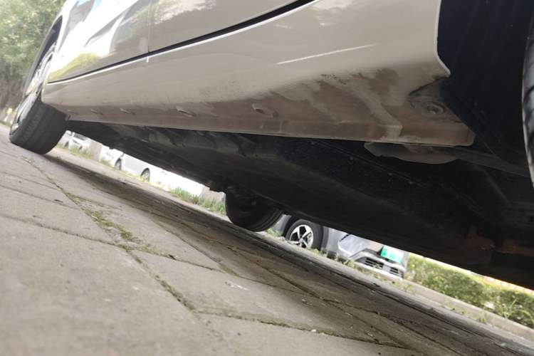 Used Wuling Hongguang MINIEV 2025 Four-Door Version Zhenxiang+ Edition Left Side Sill