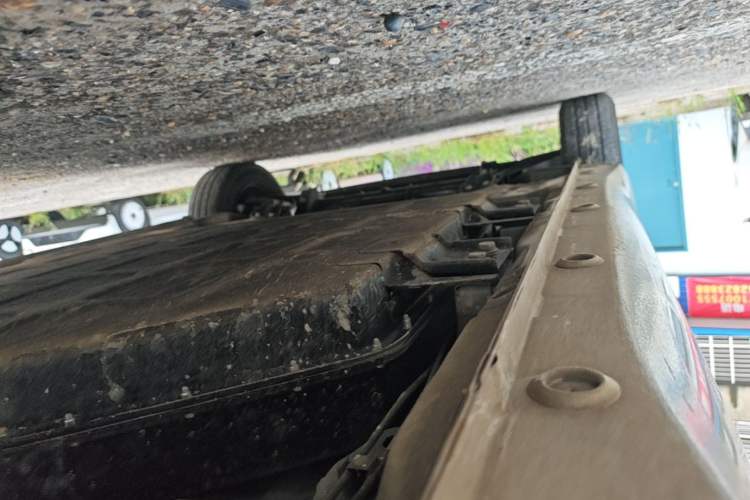 Used Wuling Hongguang MINIEV 2025 Four-Door Version Advanced Edition Left Side Sill