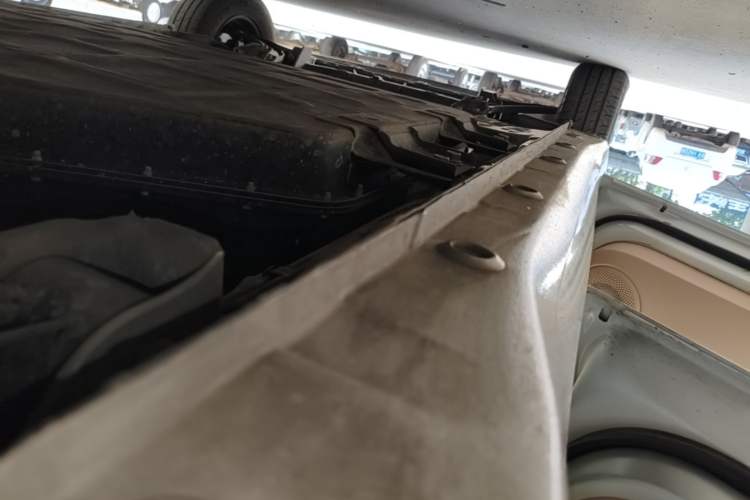 Used Wuling Hongguang MINIEV 2025 Four-Door Version Advanced Edition Left Side Sill