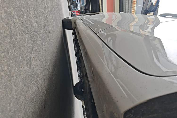 Used Wuling Hongguang MINIEV 2025 Four-Door Version Zhenxiang+ Edition Left Side Sill