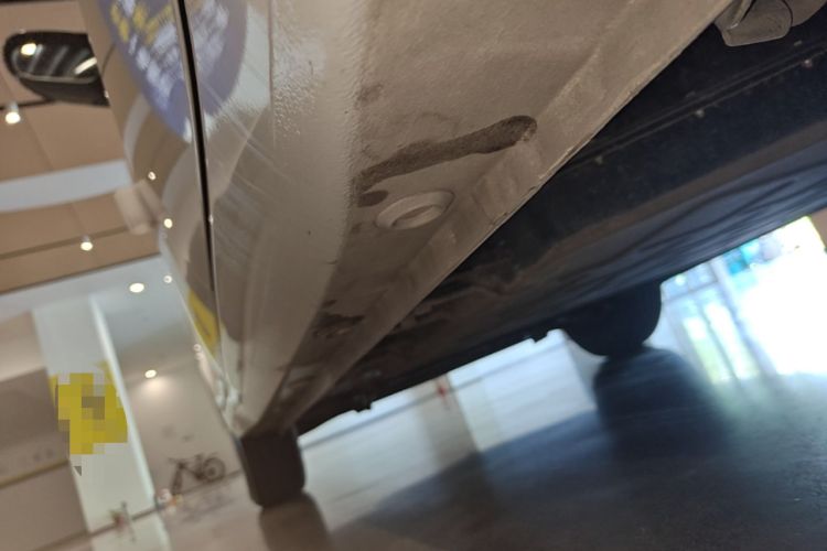 Used Wuling Hongguang MINIEV 2025 Four-Door Version Advanced Edition Left Side Sill