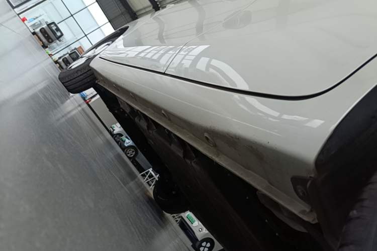 Used Wuling Hongguang MINIEV 2025 Four-Door Version Advanced Edition Left Side Sill