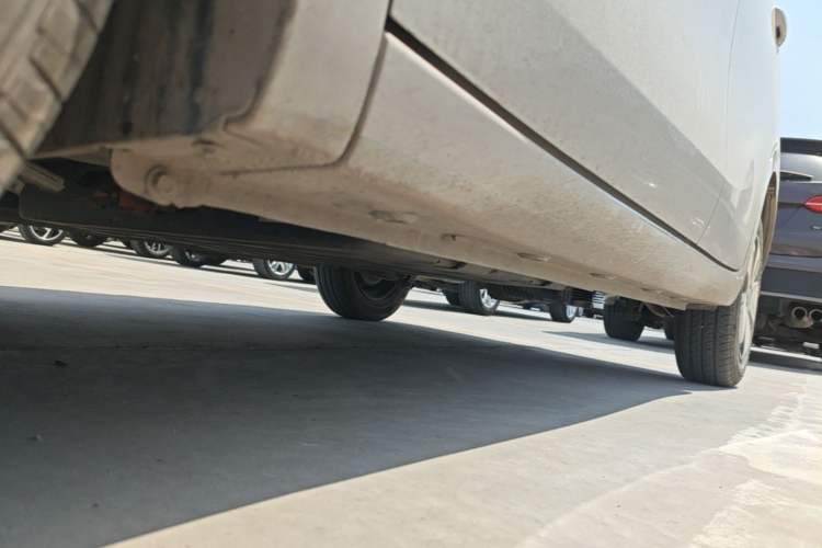 Used Wuling Hongguang MINIEV 2025 Four-Door Version Advanced Edition Left Side Sill