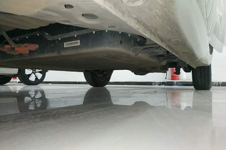 Used Wuling Hongguang MINIEV 2025 Four-Door Version Advanced Edition Left Side Sill