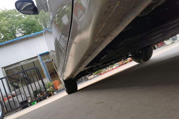 Used Wuling Hongguang MINIEV 2025 Four-Door Version Advanced Edition Left Side Sill
