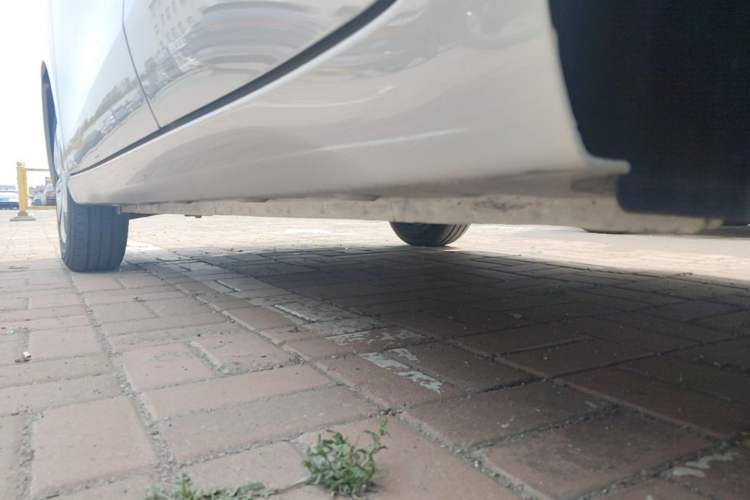 Used Wuling Hongguang MINIEV 2025 Four-Door Version Zhenxiang+ Edition Left Side Sill