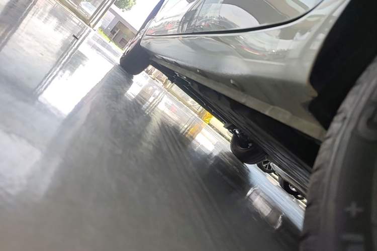 Used Wuling Hongguang MINIEV 2025 Four-Door Version Advanced Edition Left Side Sill