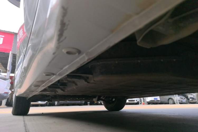Used Wuling Hongguang MINIEV 2025 Four-Door Version Advanced Edition Left Side Sill