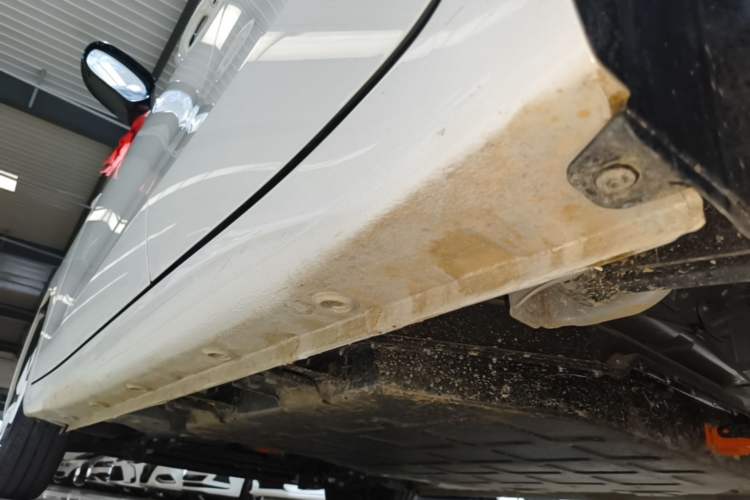 Used Wuling Hongguang MINIEV 2025 Four-Door Version Advanced Edition Left Side Sill