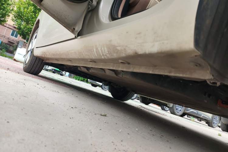 Used Wuling Hongguang MINIEV 2025 Four-Door Version Advanced Edition Left Side Sill