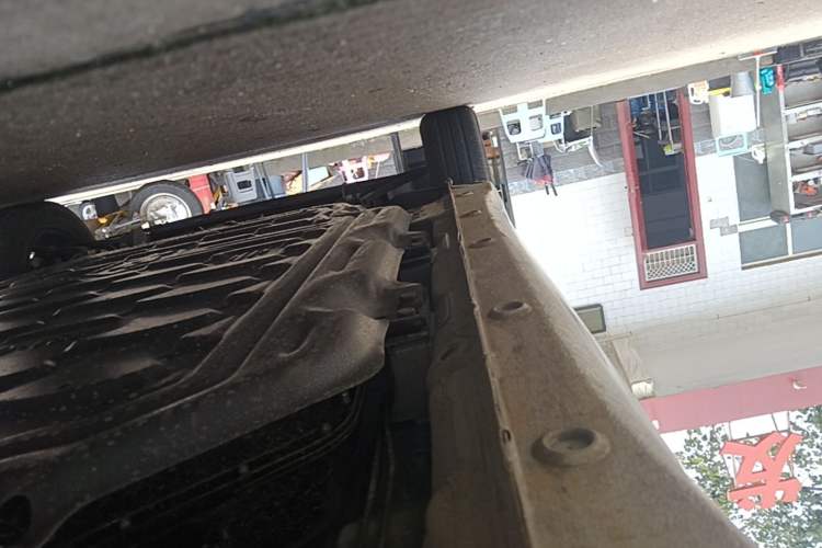 Used Wuling Hongguang MINIEV 2025 Four-Door Version Advanced Edition Left Side Sill