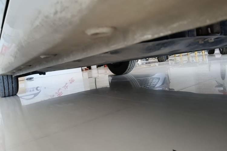 Used Wuling Hongguang MINIEV 2025 Four-Door Version Advanced Edition Left Side Sill