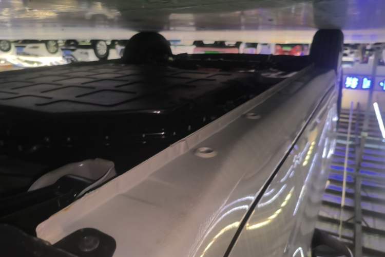 Used Wuling Hongguang MINIEV 2025 Four-Door Version Advanced Edition Left Side Sill