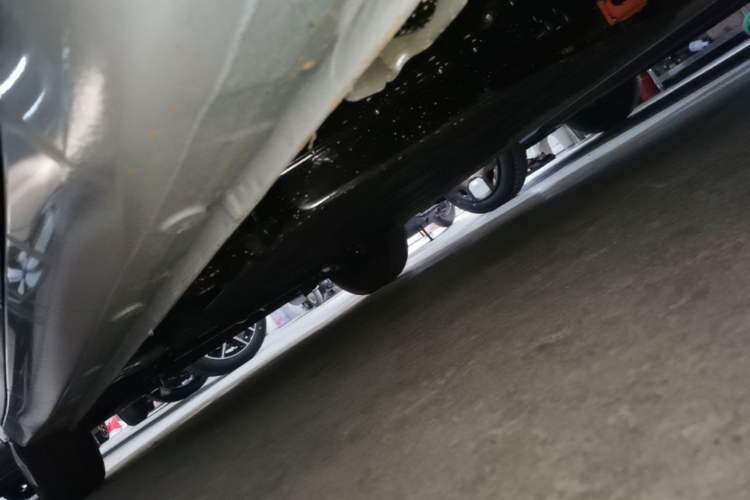 Used Wuling Hongguang MINIEV 2025 Four-Door Version Advanced Edition Left Side Sill