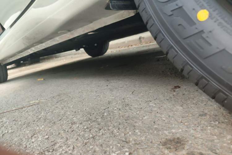 Used Wuling Hongguang MINIEV 2025 Four-Door Version Advanced Edition Left Side Sill