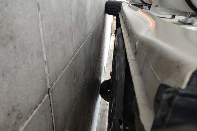 Used Wuling Hongguang MINIEV 2025 Four-Door Version Advanced Edition Left Side Sill