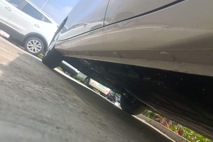 Used Wuling Hongguang MINIEV 2025 Four-Door Version Advanced Edition Left Side Sill