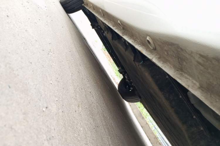 Used Wuling Hongguang MINIEV 2025 Four-Door Version Advanced Edition Left Side Sill