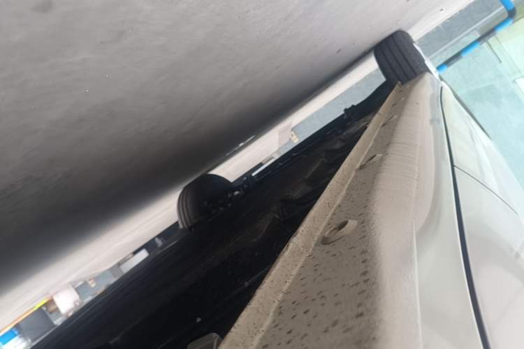 Used Wuling Hongguang MINIEV 2025 Four-Door Version Advanced Edition Left Side Sill