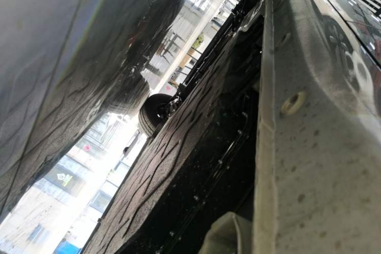 Used Wuling Hongguang MINIEV 2025 Four-Door Version Advanced Edition Left Side Sill