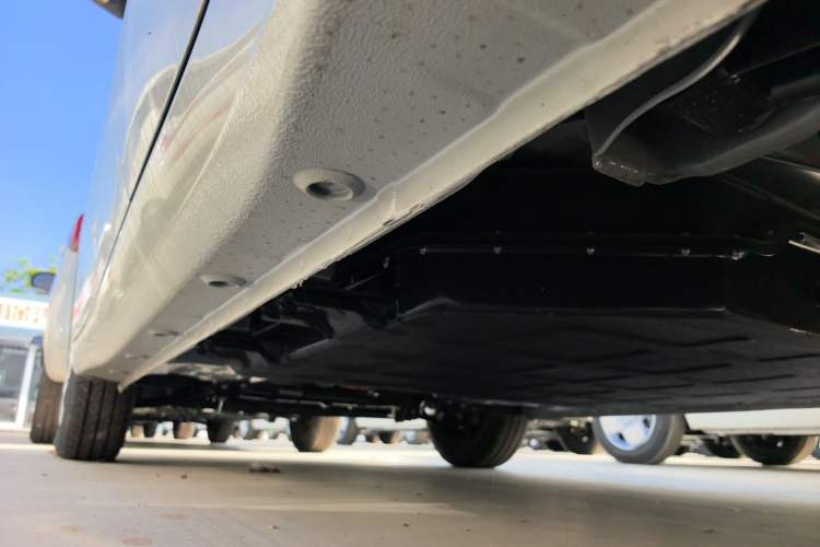 Used Wuling Hongguang MINIEV 2025 Four-Door Version Advanced Edition Left Side Sill