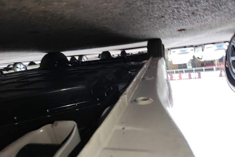 Used Wuling Hongguang MINIEV 2025 Four-Door Version Advanced Edition Left Side Sill