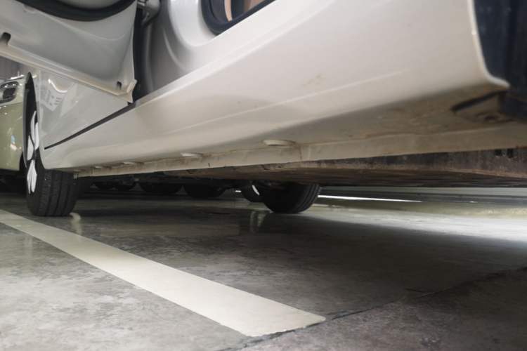 Used Wuling Hongguang MINIEV 2025 Four-Door Version Advanced Edition Left Side Sill
