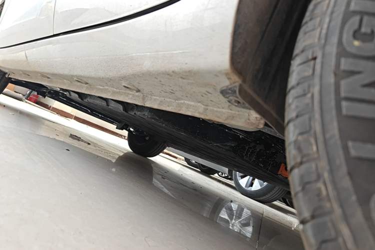 Used Wuling Hongguang MINIEV 2025 Four-Door Version Advanced Edition Left Side Sill