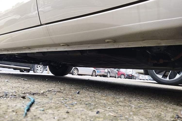 Used Wuling Hongguang MINIEV 2025 Four-Door Version Premium Edition Left Side Sill