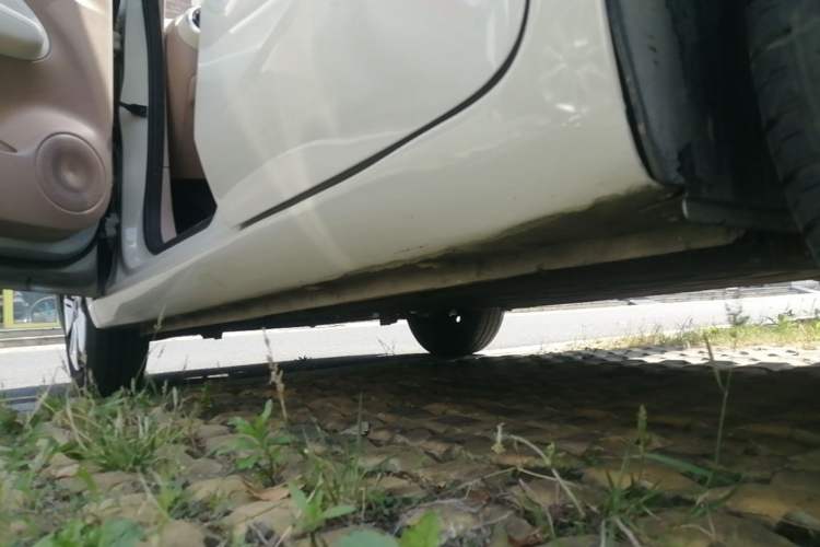 Used Wuling Hongguang MINIEV 2025 Four-Door Version Advanced Edition Left Side Sill