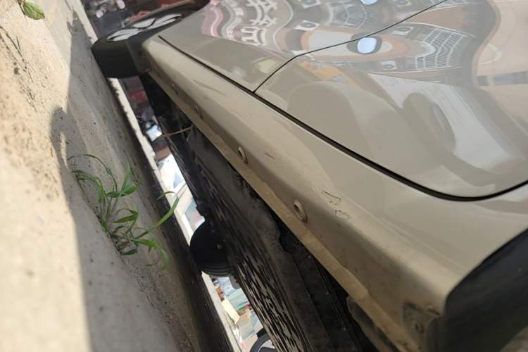 Used Wuling Hongguang MINIEV 2025 Four-Door Version Advanced Edition Left Side Sill