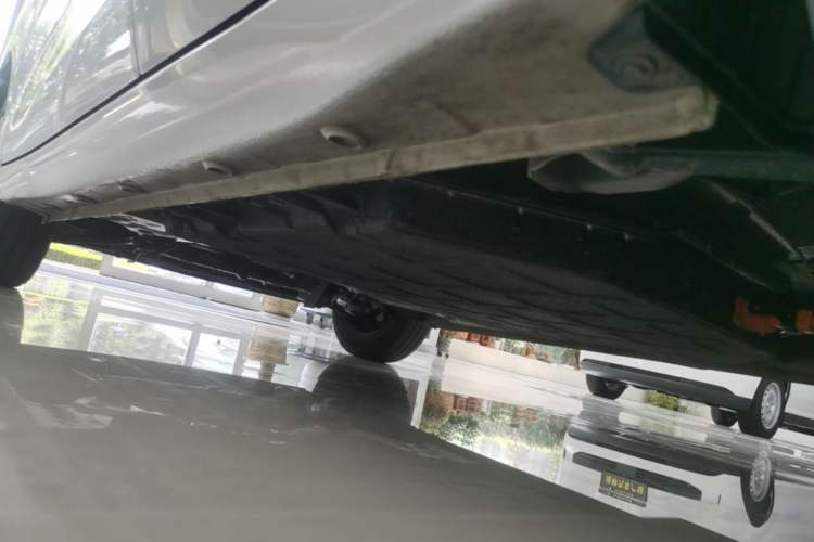 Used Wuling Hongguang MINIEV 2025 Four-Door Version Advanced Edition Left Side Sill