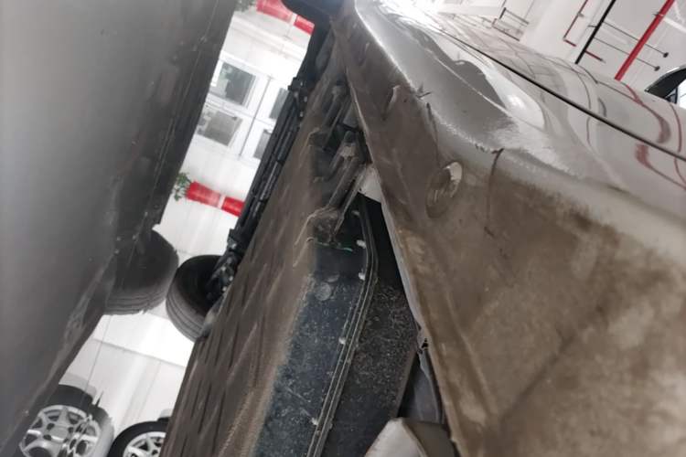 Used Wuling Hongguang MINIEV 2025 Four-Door Version Advanced Edition Left Side Sill