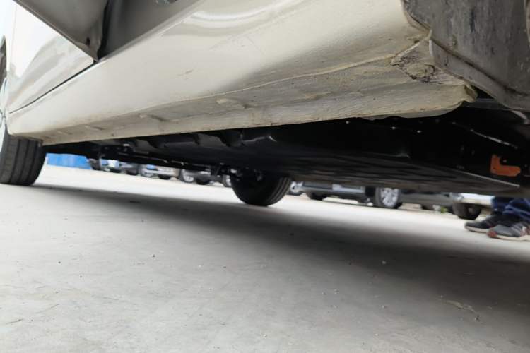 Used Wuling Hongguang MINIEV 2025 Four-Door Version Advanced Edition Left Side Sill