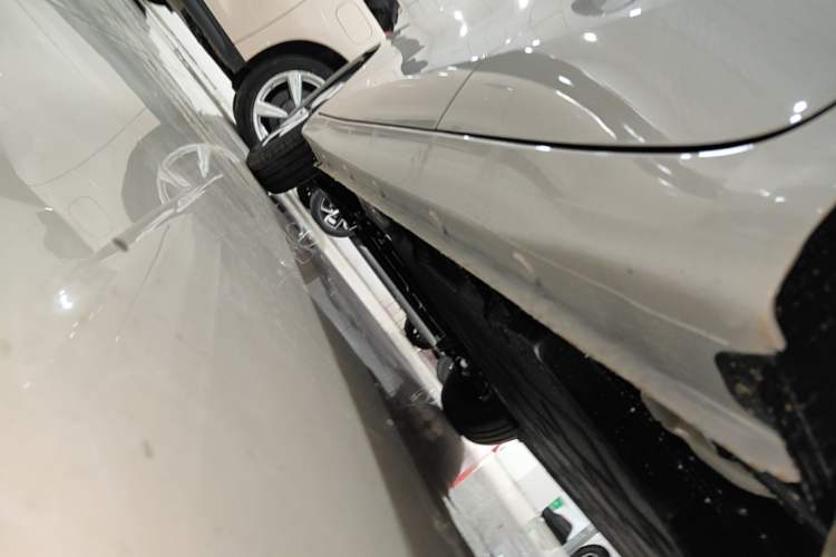 Used Wuling Hongguang MINIEV 2025 Four-Door Version Advanced Edition Left Side Sill