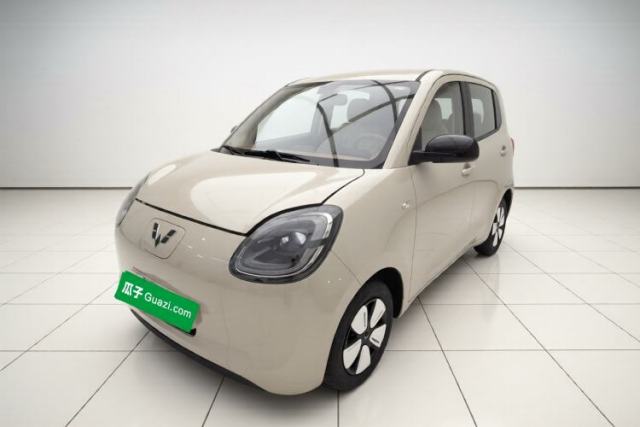 Ojetý Wuling Hongguang MINIEV 2025 Four-Door Version Advanced Edition
