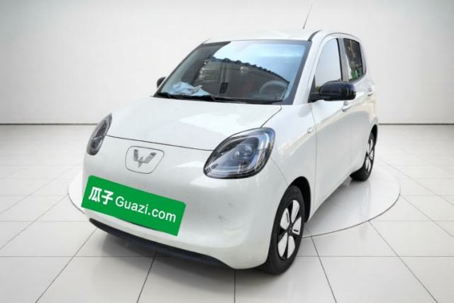 Ojetý Wuling Hongguang MINIEV 2025 Four-Door Version Advanced Edition