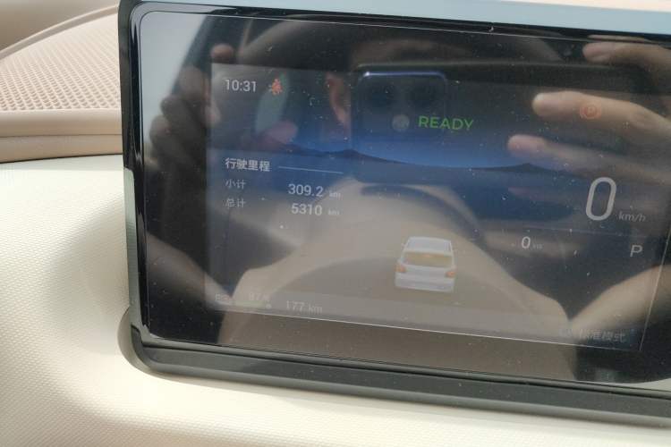 Used Wuling Hongguang MINIEV 2025 Four-Door Version Zhenxiang+ Edition Odometer Close Up
