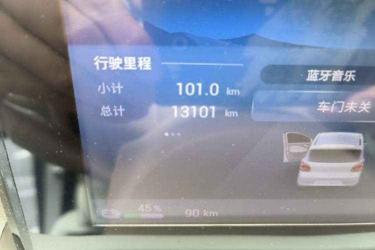 Used Wuling Hongguang MINIEV 2025 Four-Door Version Advanced Edition Odometer Close Up